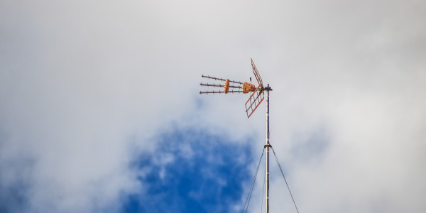 Infraestructura Común Telecomunicaciones Jaca · Televisión digital y satelital