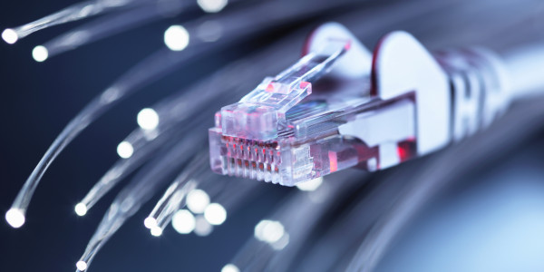 Redacción / Implantación / Legalización de Proyectos ICT Capella · Legalización y Provisión de internet banda ancha y fibra óptica